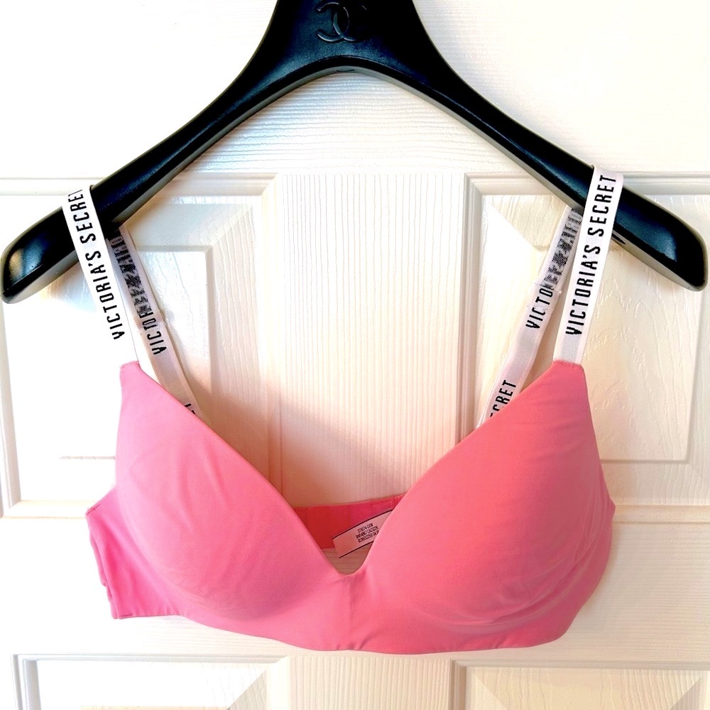 VS VICTORIA’S SECRET Logo Pink Bra